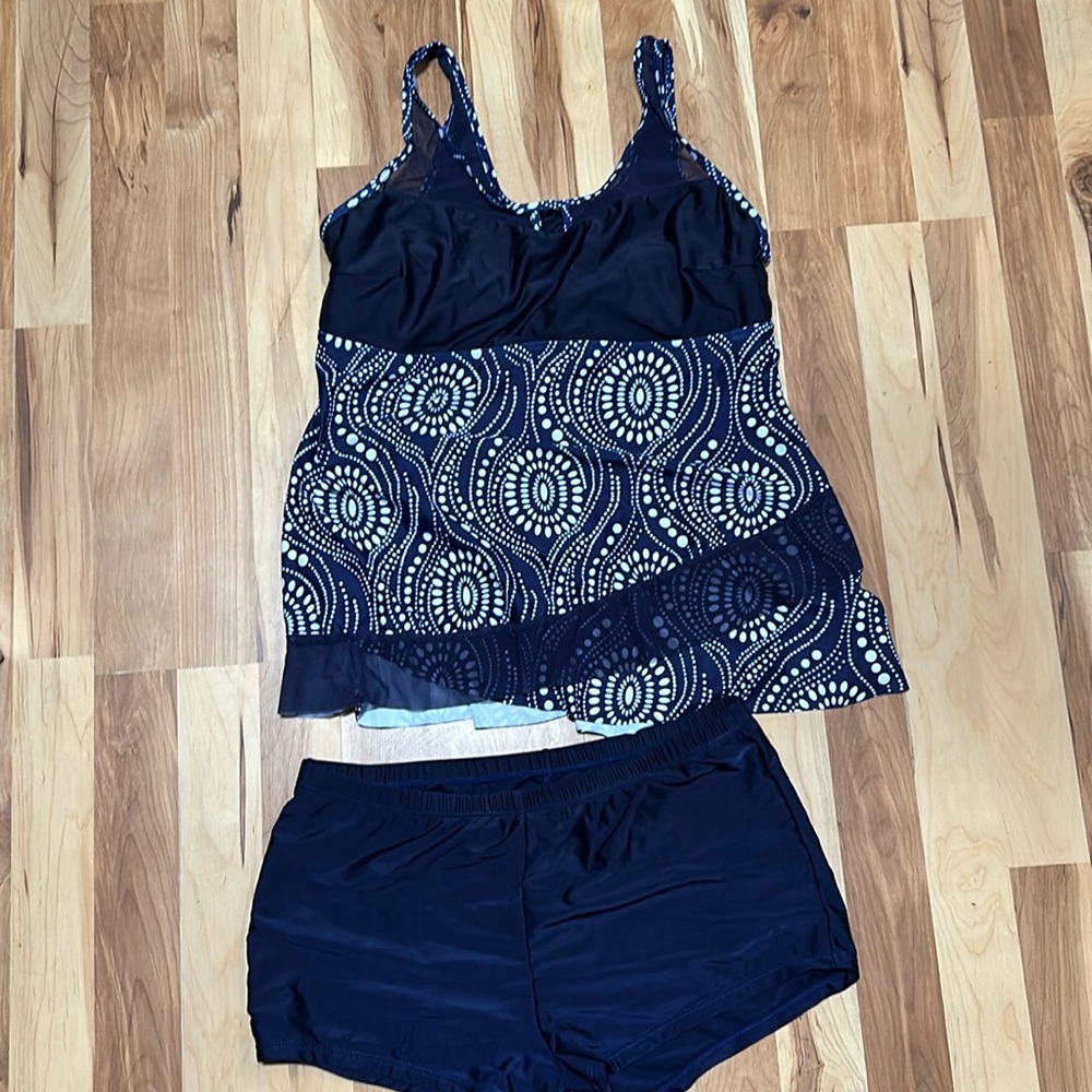 Size 16 Navy and white tankini swimsuit